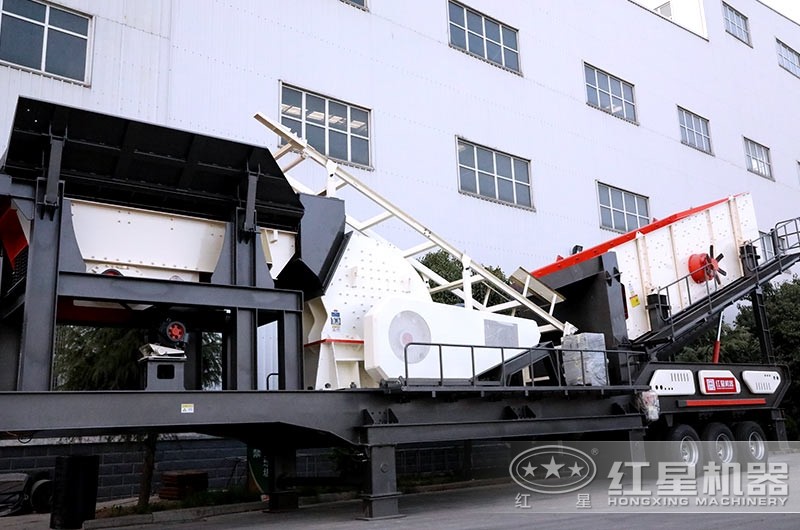 可流動的全自動錘式粉碎機配振動篩，實現一次成型，篩分多種規格
